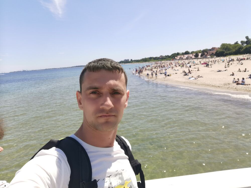  52812073  Dima, 32 ,    