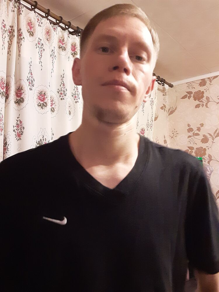 -,   Denis, 28 ,   ,   , c 