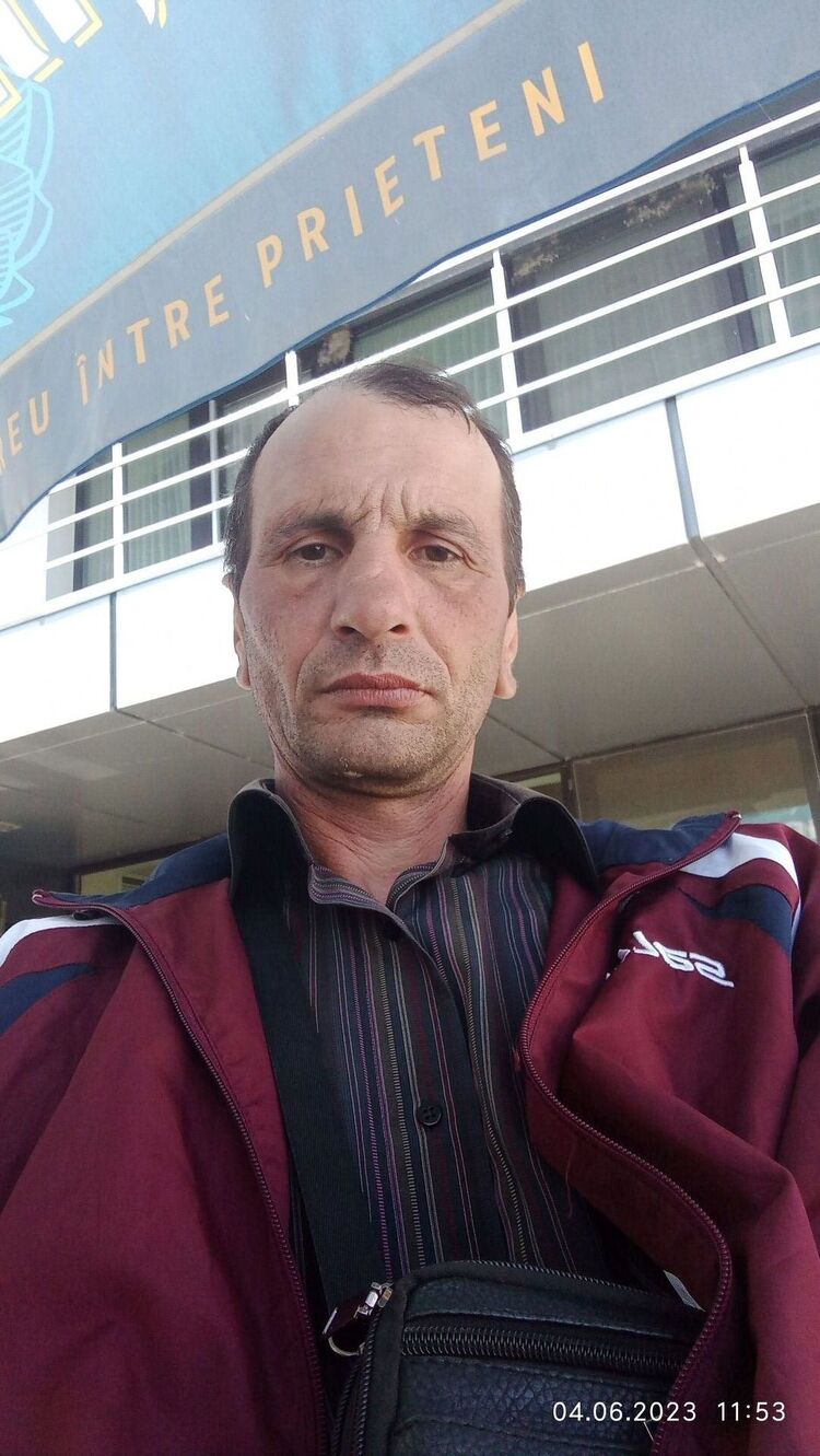  ,   Veaceslav, 45 ,   c , 