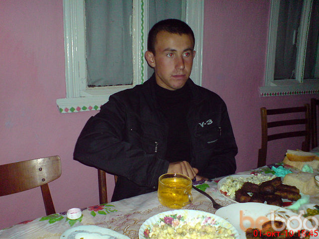  1285593  Grisa, 32 ,    