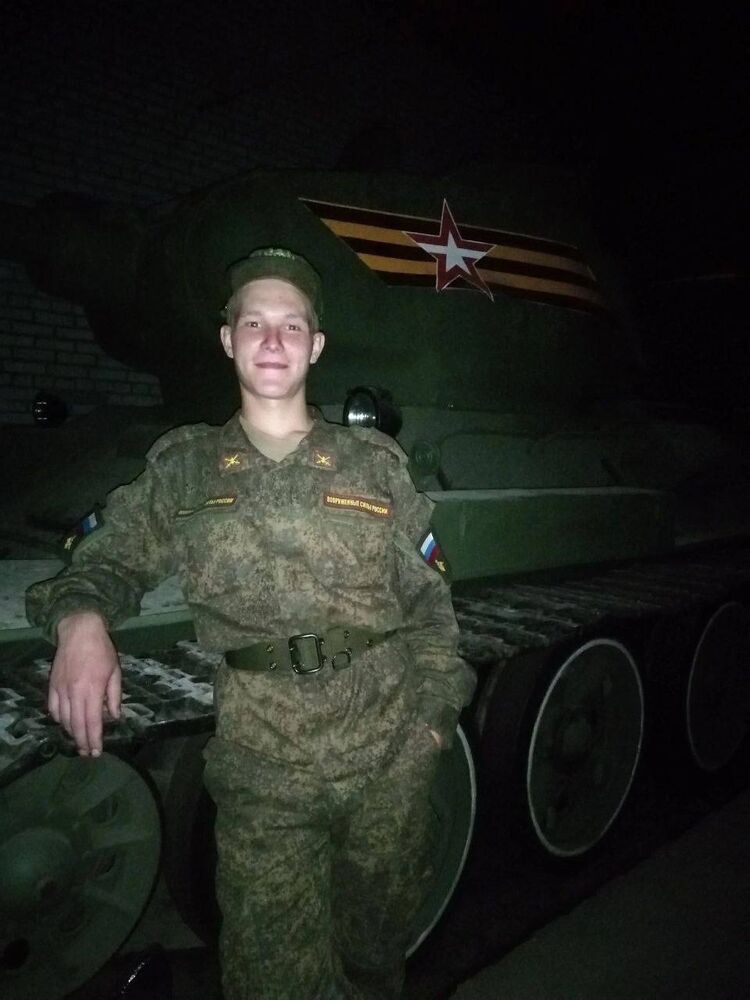  51538953  , 21 ,    --