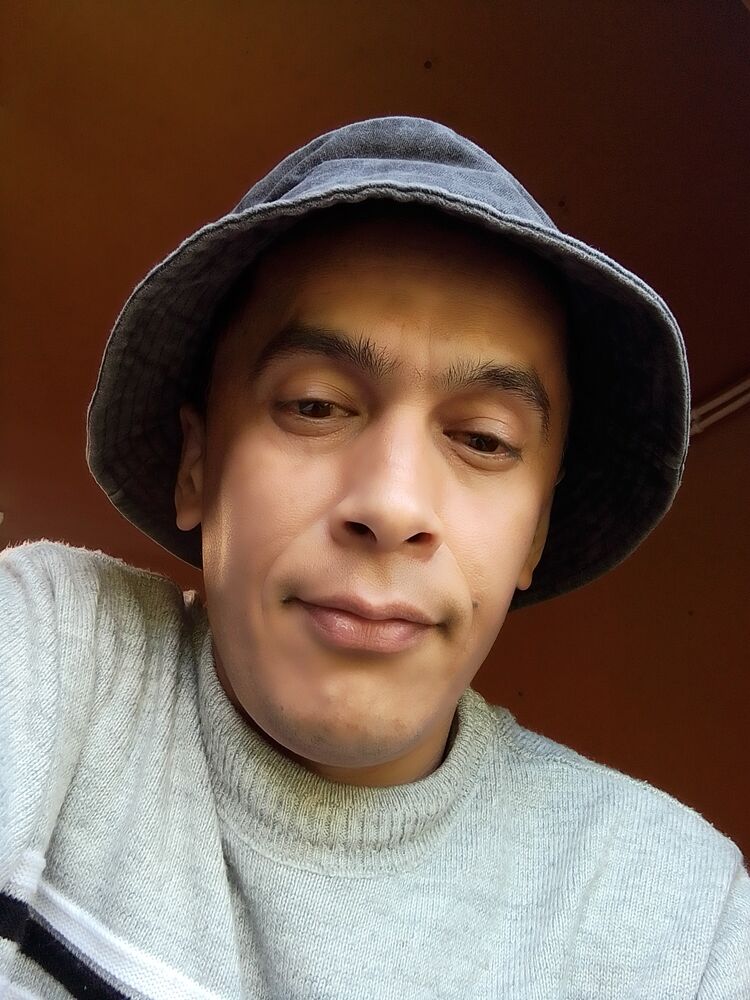  34985993  Xasan volkov, 40 ,    