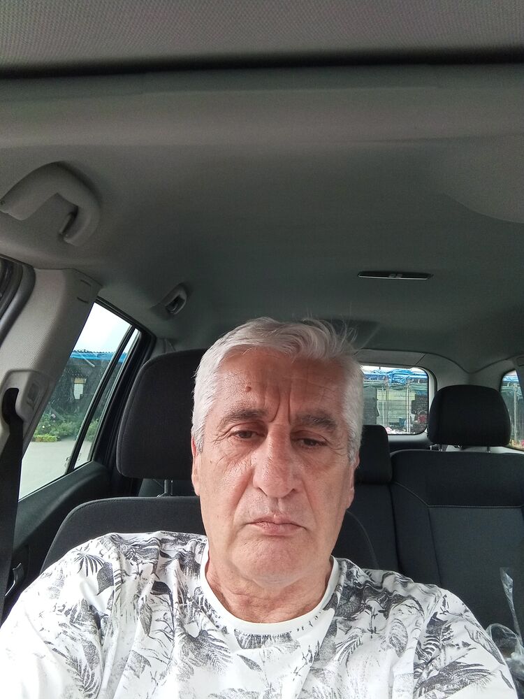  43970413  , 61 ,    
