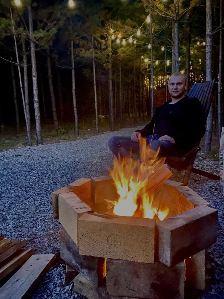  44057423  Roman, 39 ,    