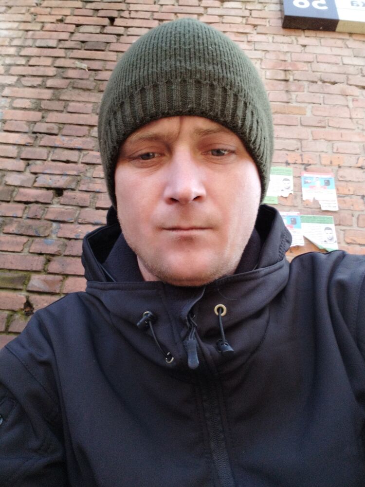  33057253  Aleks, 34 ,    