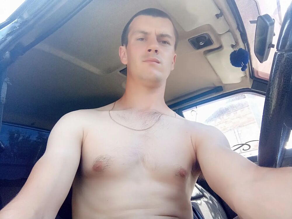  37323643  , 31 ,    