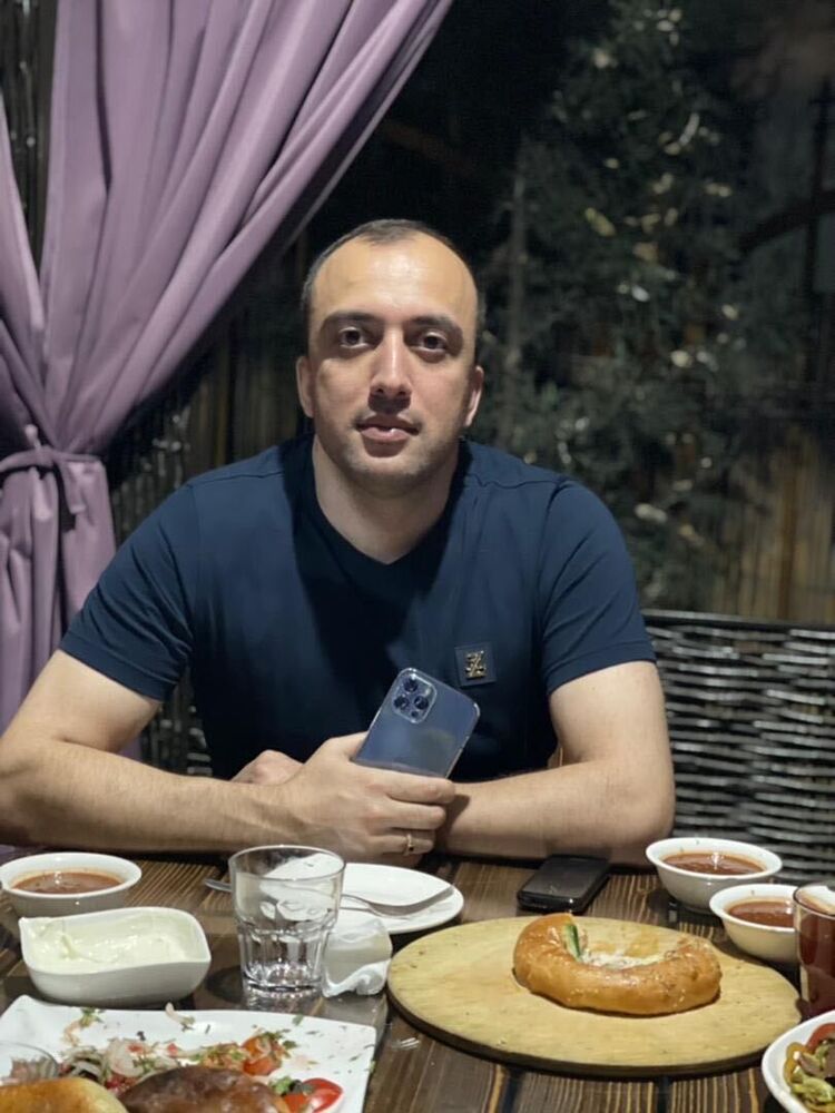  ,   Ruslan, 36 ,  