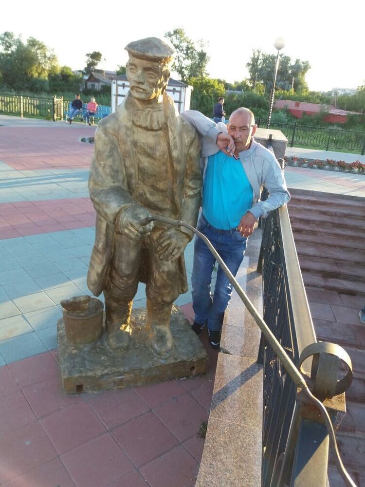  10135823  , 46 ,    