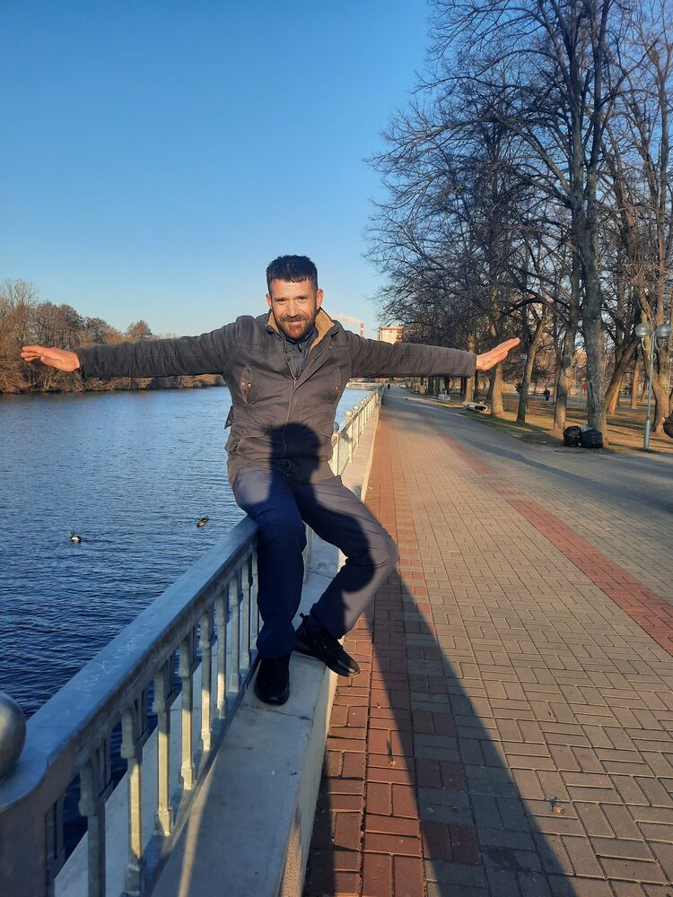  25722103  Andrey, 45 ,    