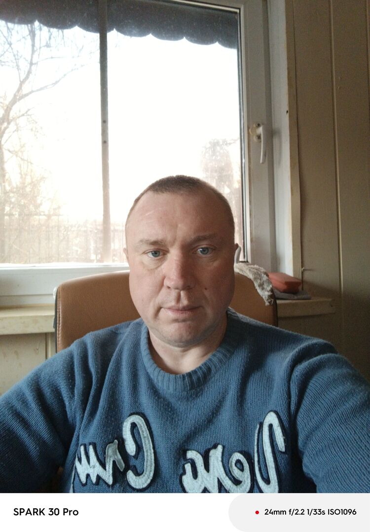  50242403  Andrey, 47 ,    