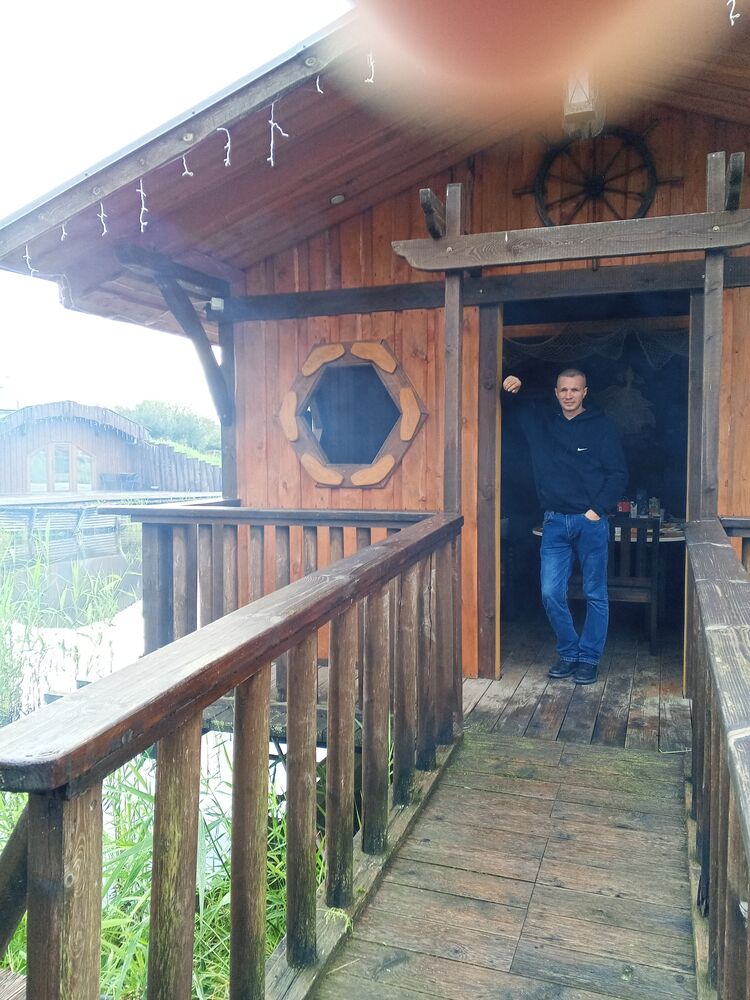  54570723  Lyosha, 38 ,    