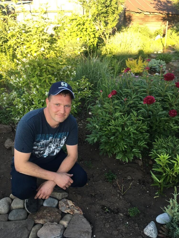  54281083  Dimas, 42 ,    