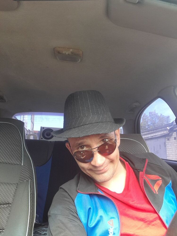  35834763  Pyzik, 34 ,    