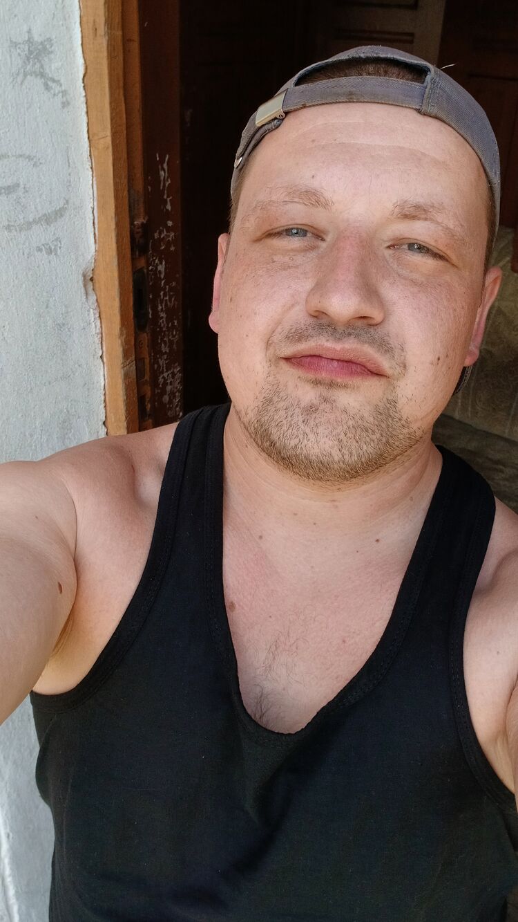  ,   Aleksei, 31 ,   ,   , 