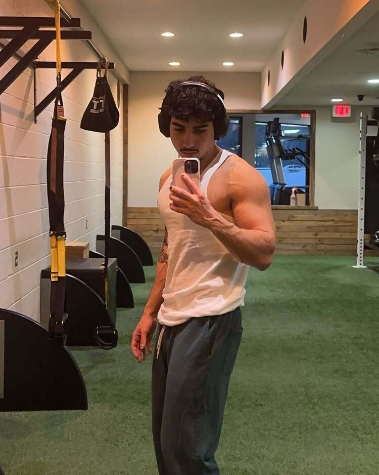  53137203  Josef, 26 ,    Alanno