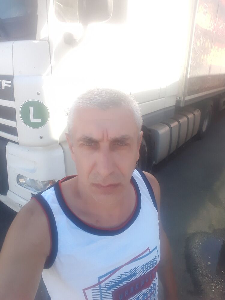  21918993  Vitaliy, 57 ,    