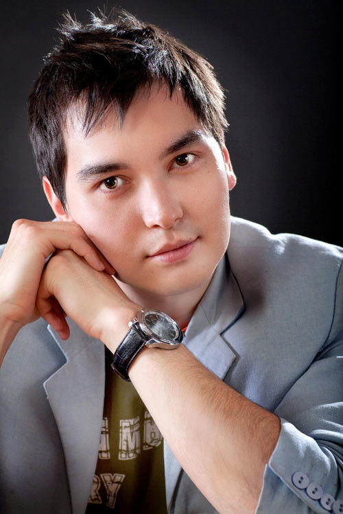  5686333  Azamat, 35 ,    