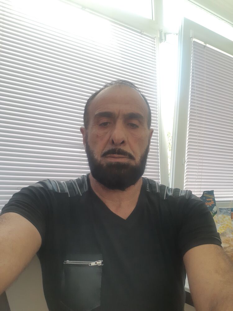  37604063  , 57 ,    