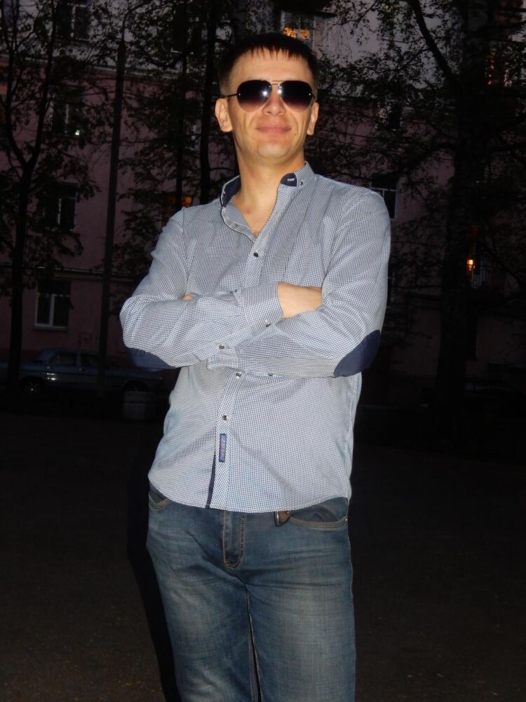  ,   Alex, 40 ,   ,   