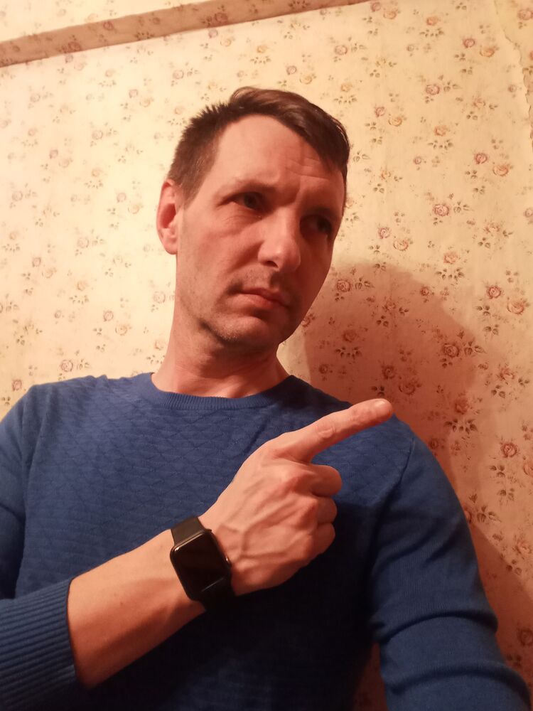  53180533  Ruslan, 47 ,    
