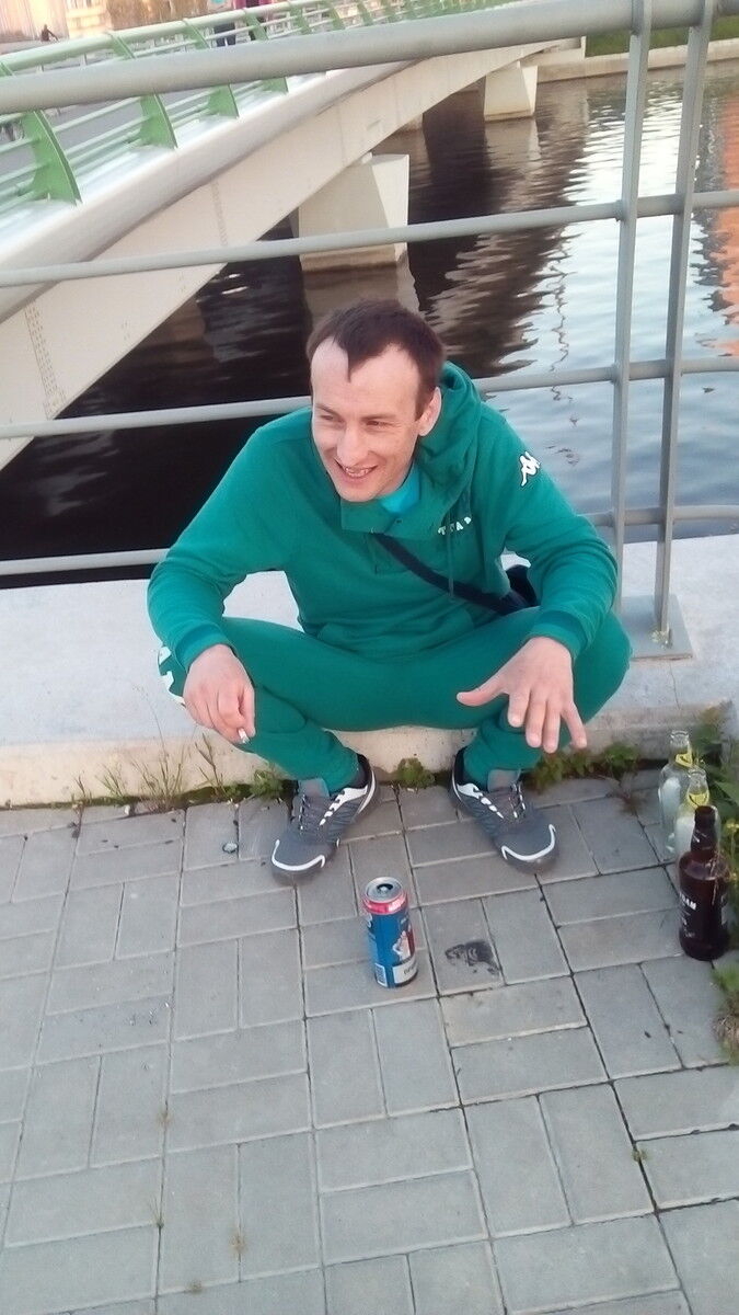  7647523  Serezhenka, 40 ,    -