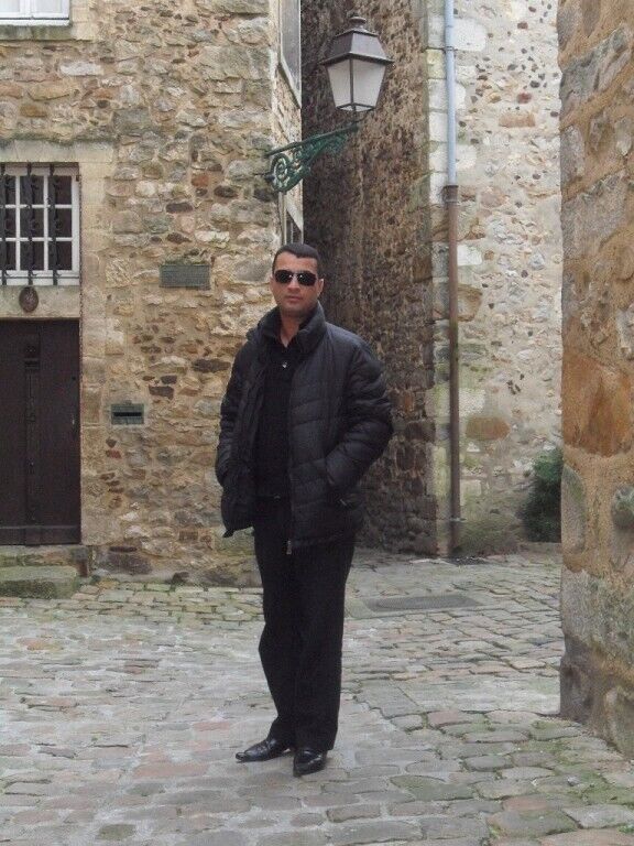  31055403  Fuad, 47 ,    