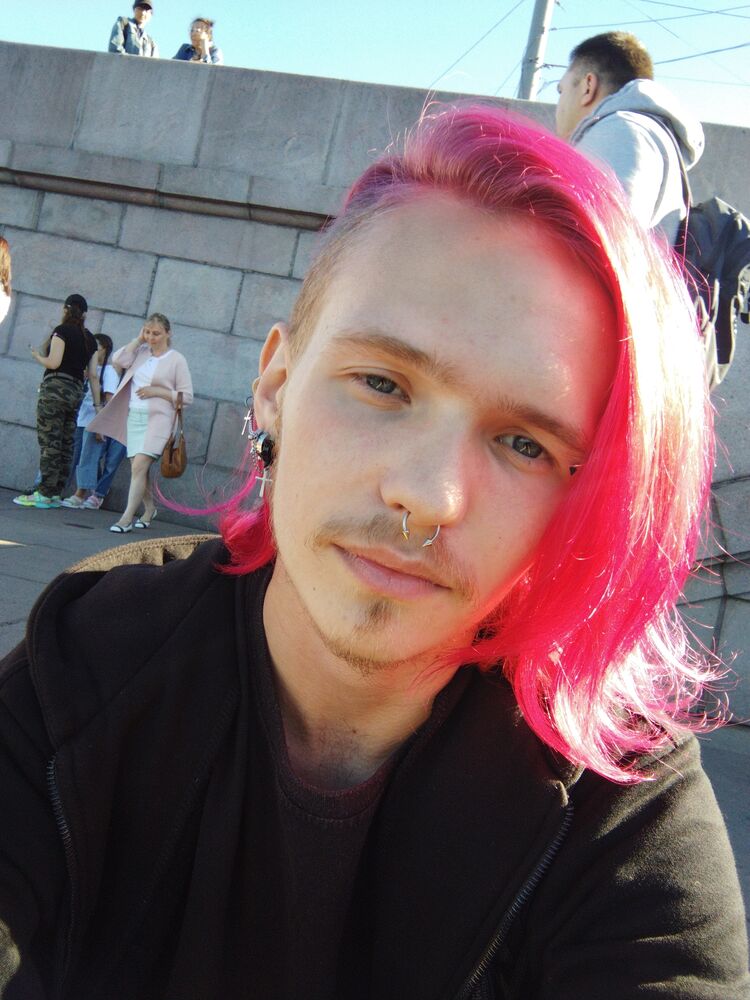  28402333  , 22 ,    -