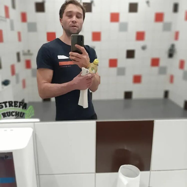  25282843  Vladimir, 39 ,    Abcoude