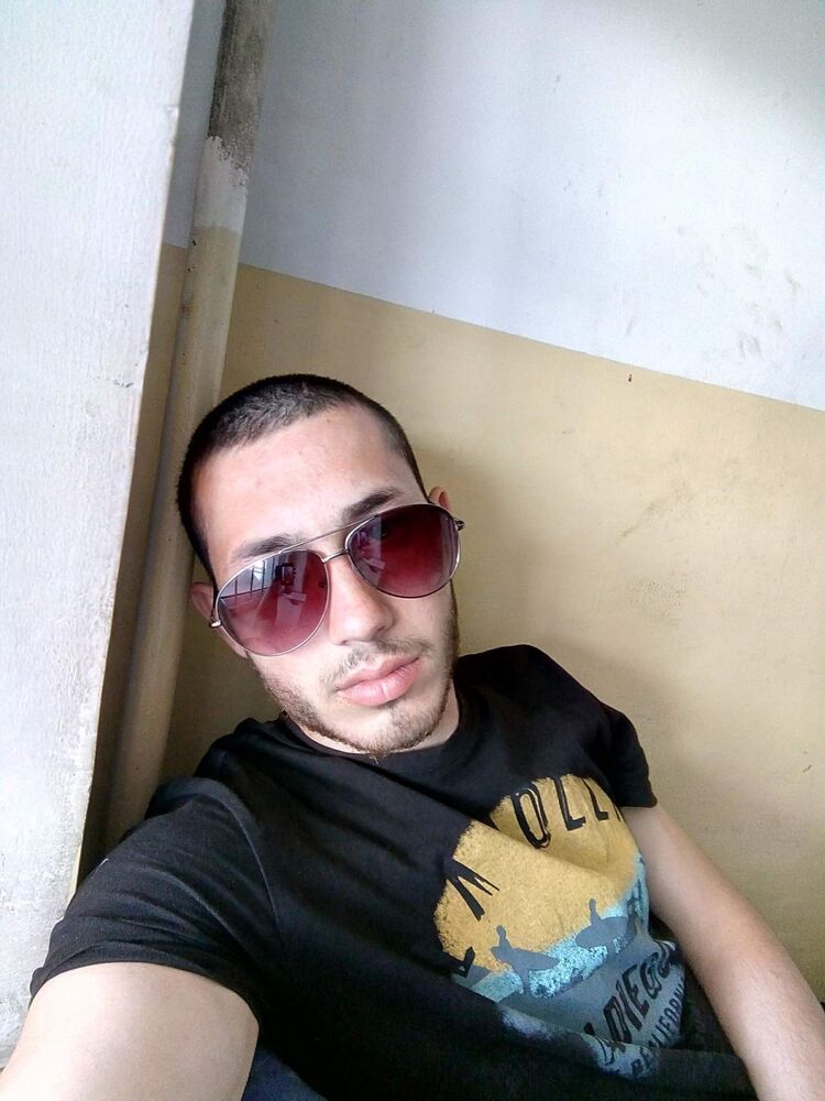  24703063  , 27 ,    