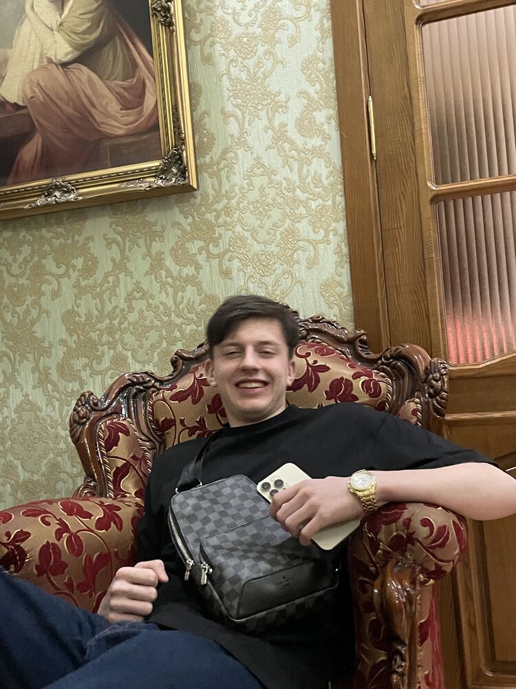 ���� 43136503 ����� ������, 19 ���, ���� ���������� � ����������