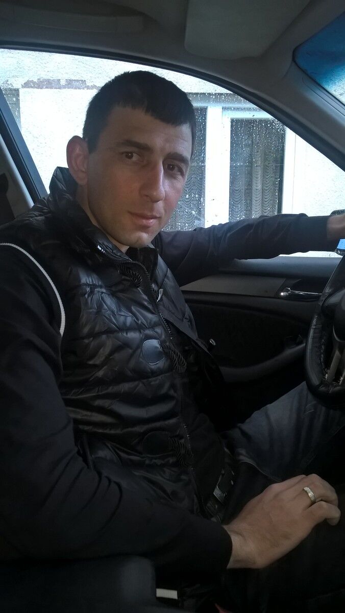  ,   Gio, 40 ,   ,   , c 