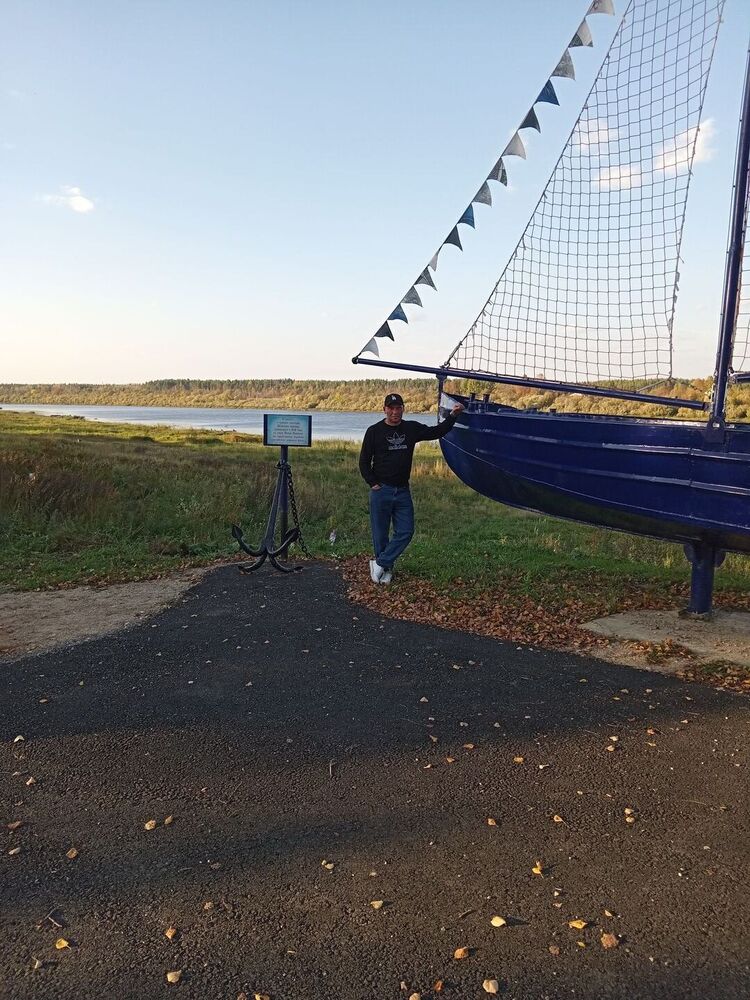  ,   Vasily, 44 ,   ,   , c 