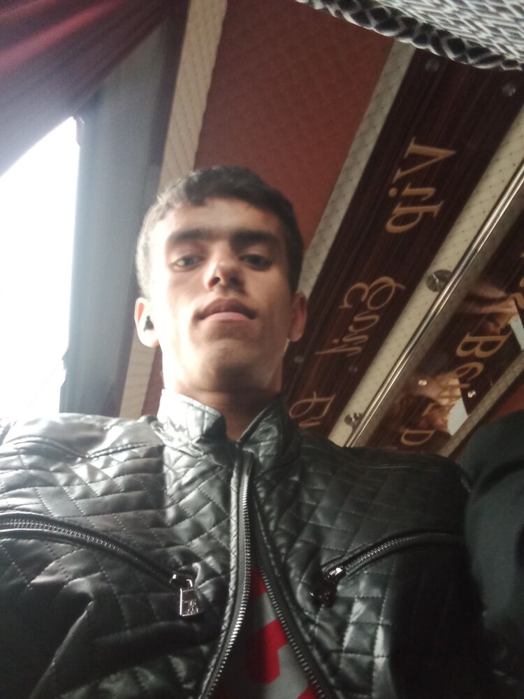  31017903  , 21 ,    