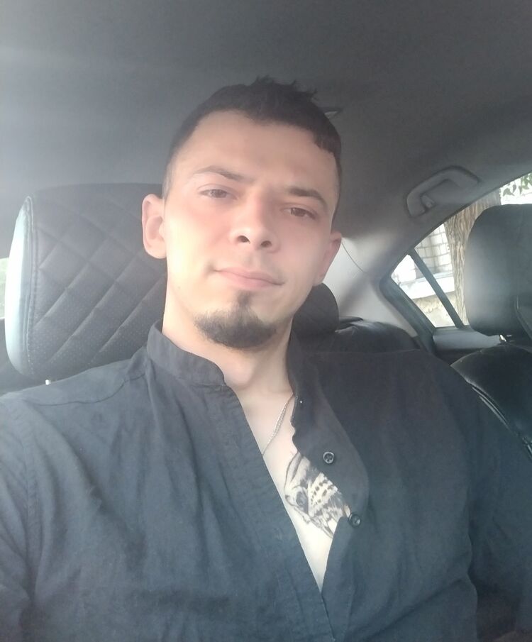  48640283  , 32 ,    