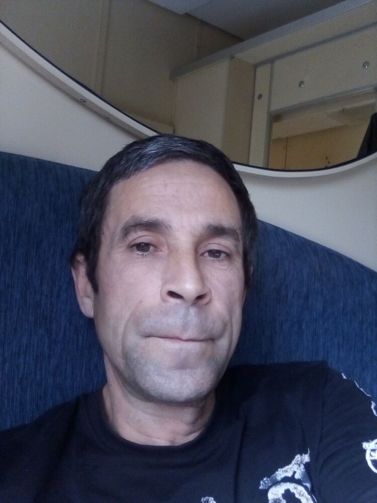  27619533  , 49 ,    