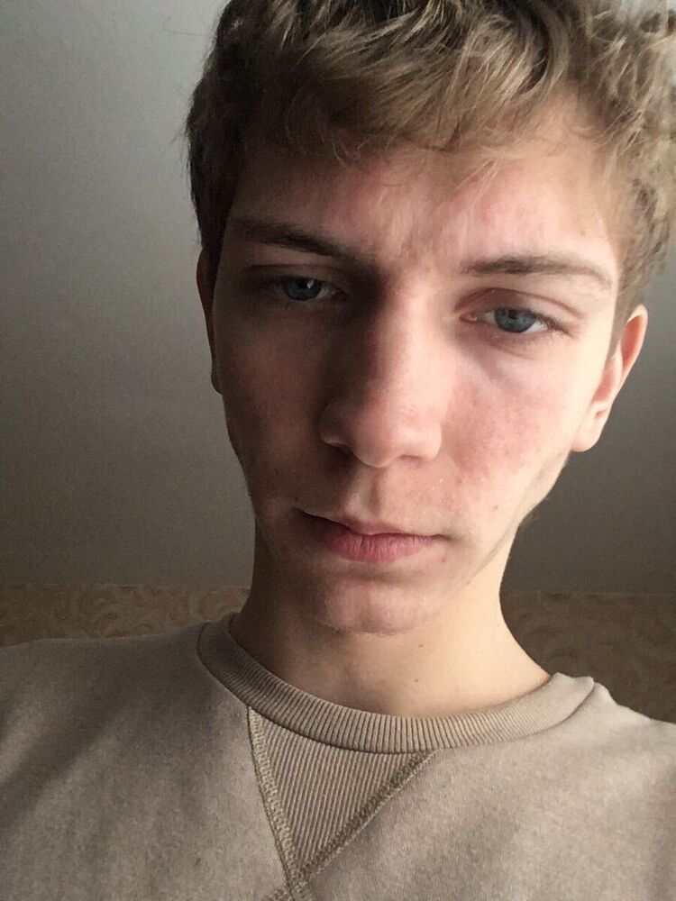  22329373  , 27 ,    