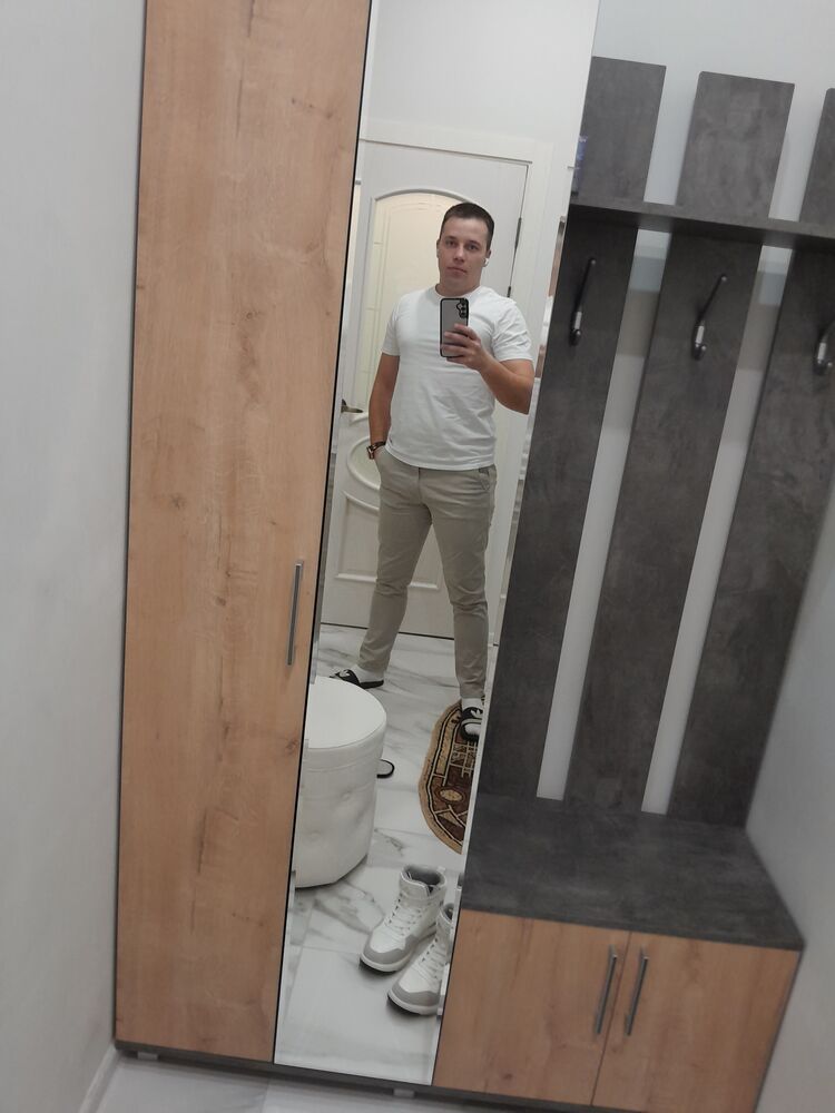  41972073  Kirill, 33 ,    