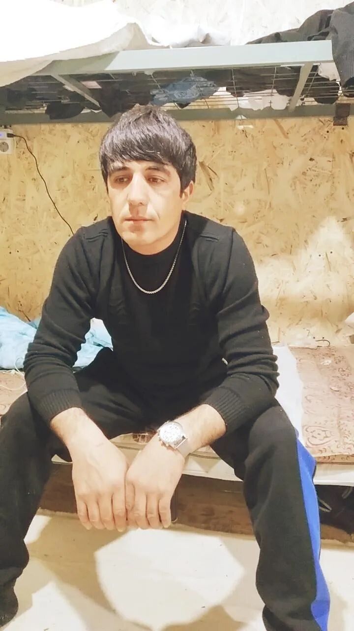  42324773  , 34 ,    