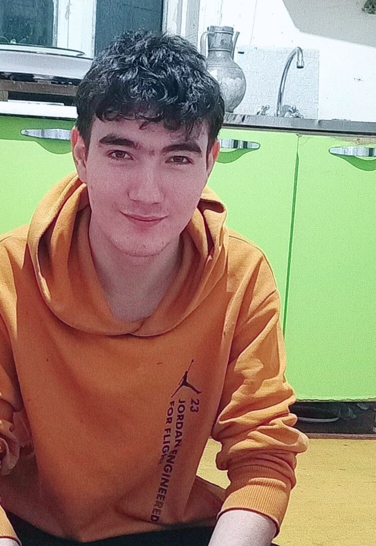  52803333  Niyatillo, 21 ,    