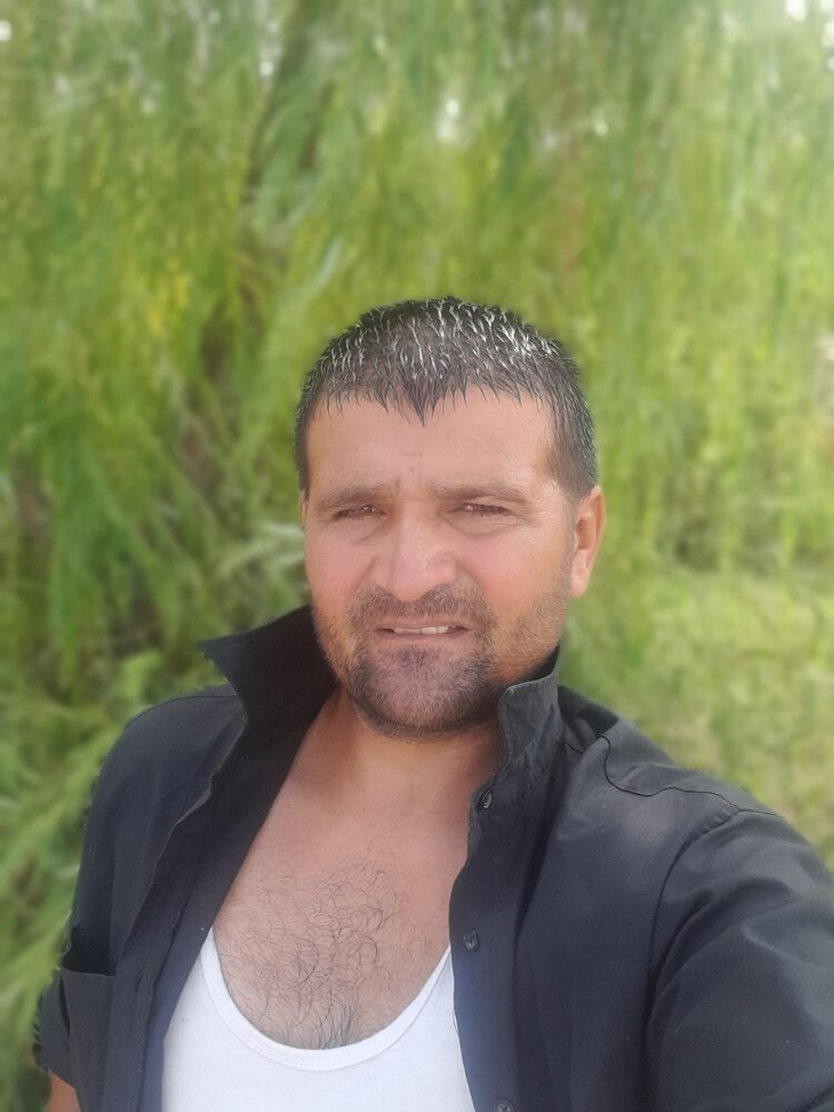  ,   Jonbek, 38 ,   ,   