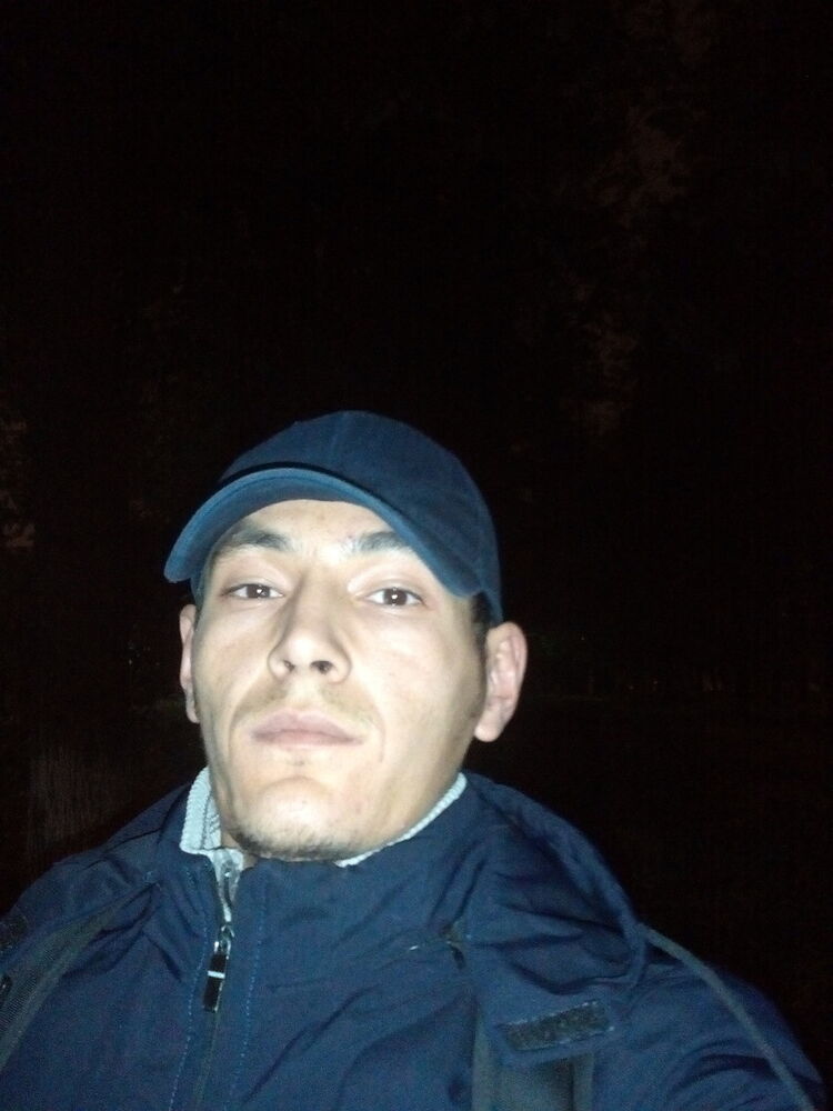  13788603  , 33 ,    