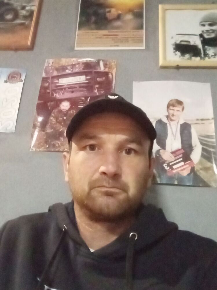  48768173  , 37 ,    