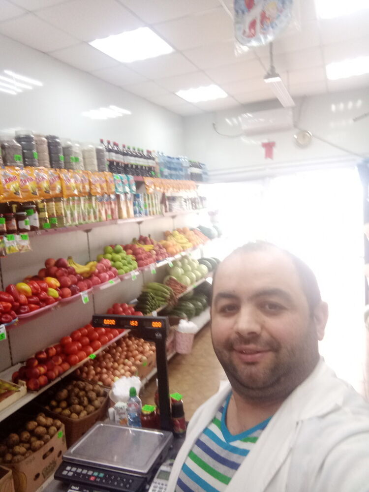  ,   Elcin, 38 ,     , c 