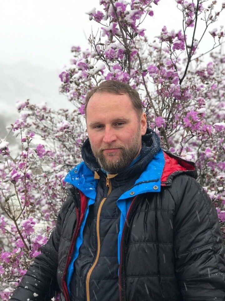  18900063  Anton, 43 ,    