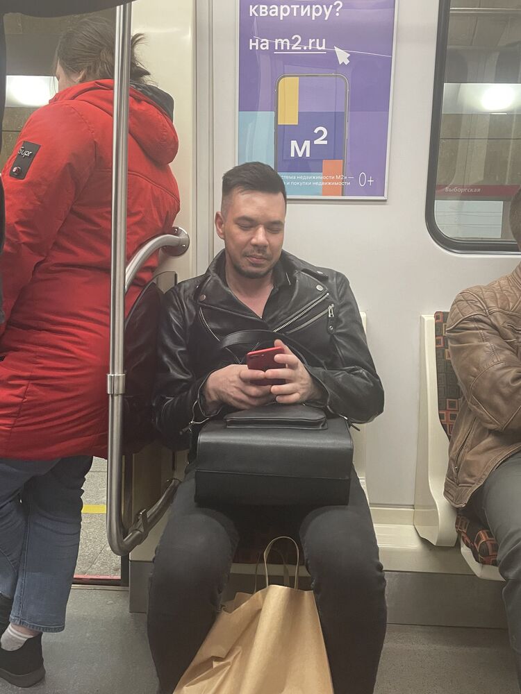  37752153  , 35 ,    -