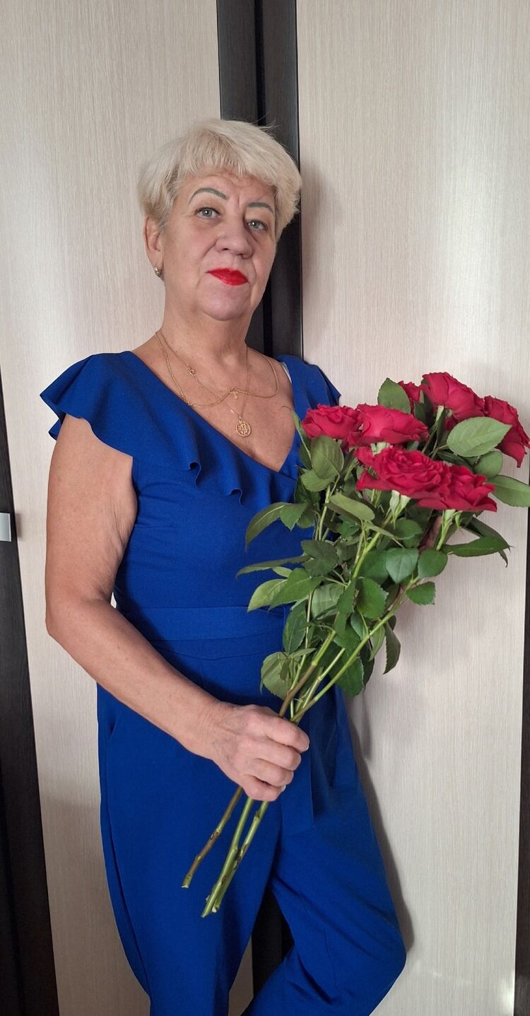  54059293  Svetlana, 68 ,    
