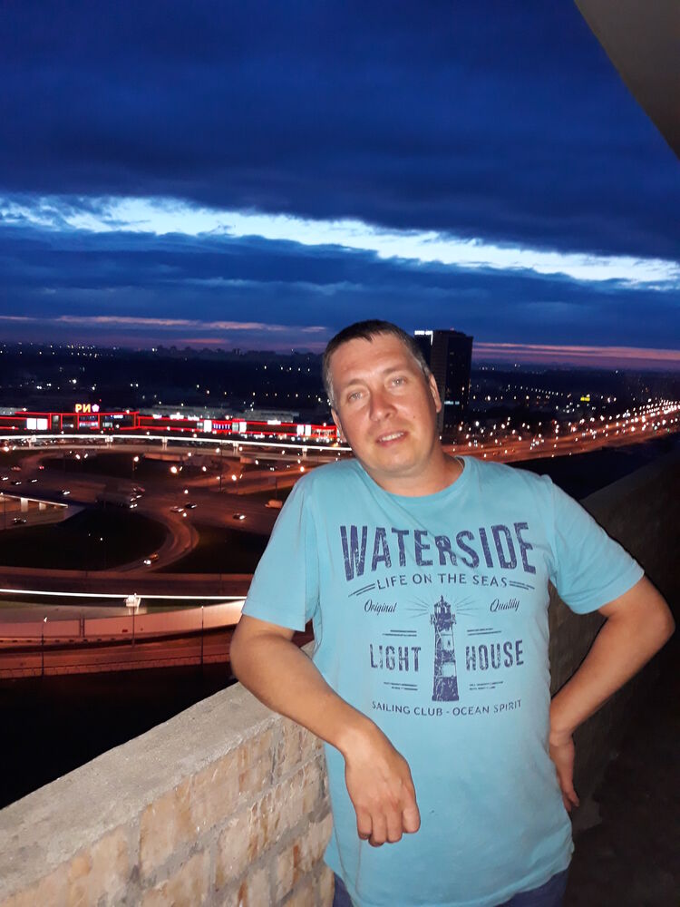  ,   Igor, 44 ,     , c 