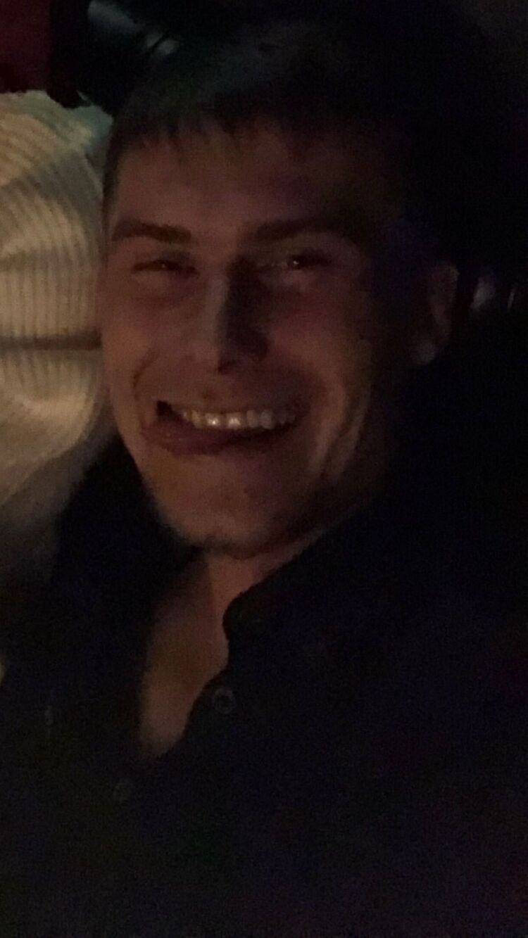  32759883  Igor, 33 ,    