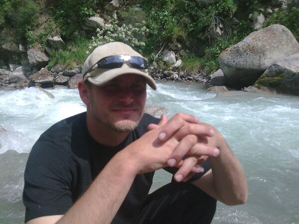  16608463  Konstantin, 45 ,    