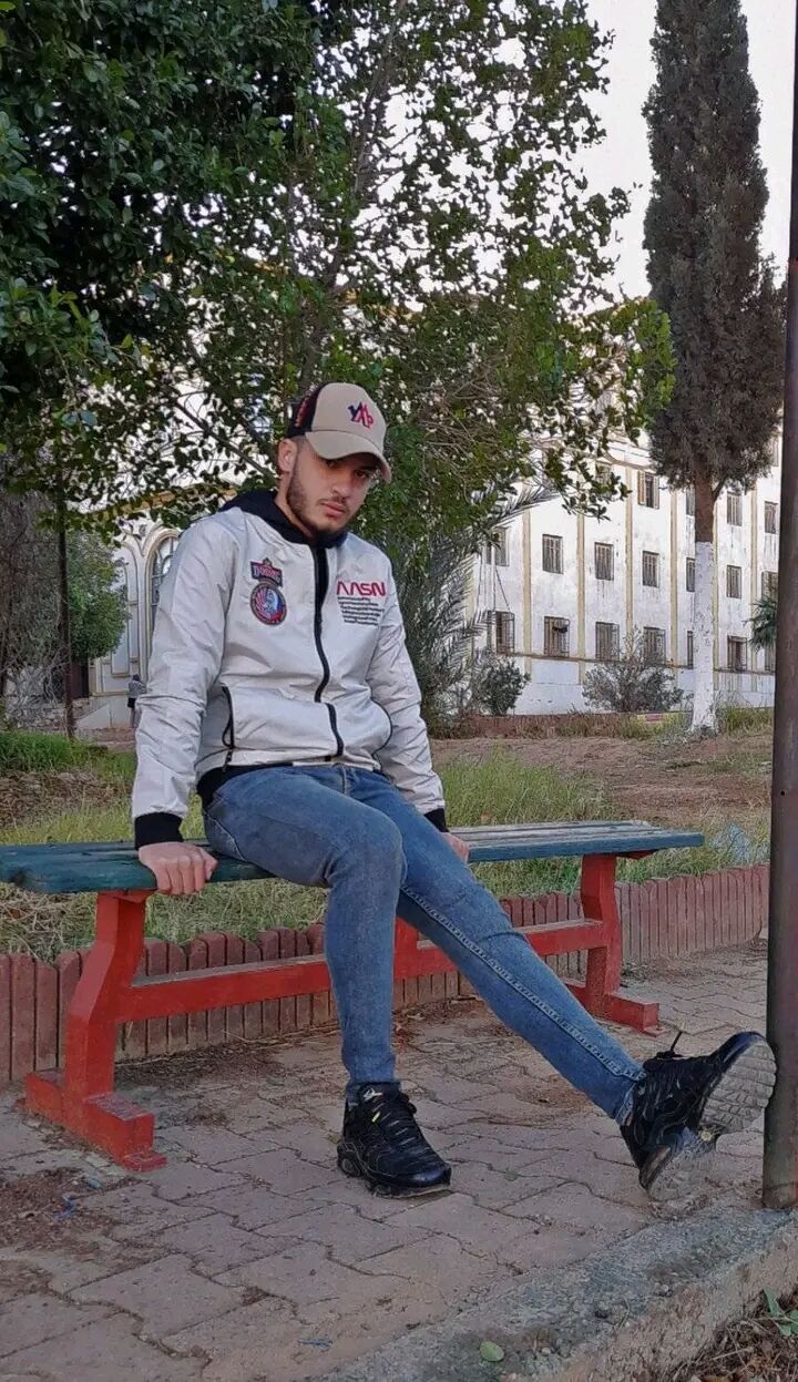 ���� 33534213 ����� Radhouane, 23 ����, ���� ���������� � ������